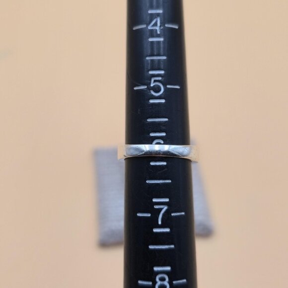 Size 6 Sterling Silver Square Cubic Zirconia Gem Band Ring A5868 - Picture 7 of 9